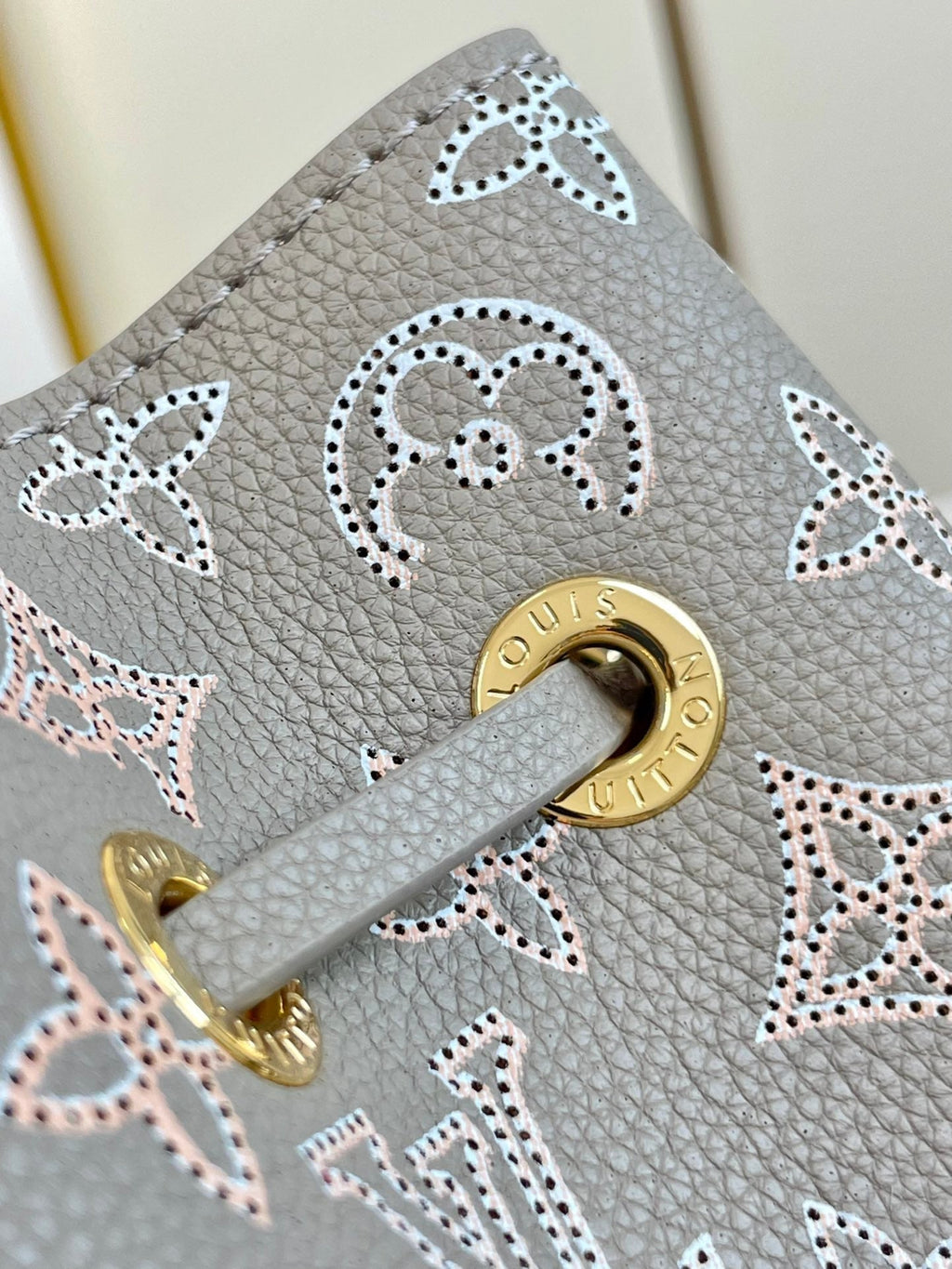 BELLA 19 MAHINA KALBSLEDER 