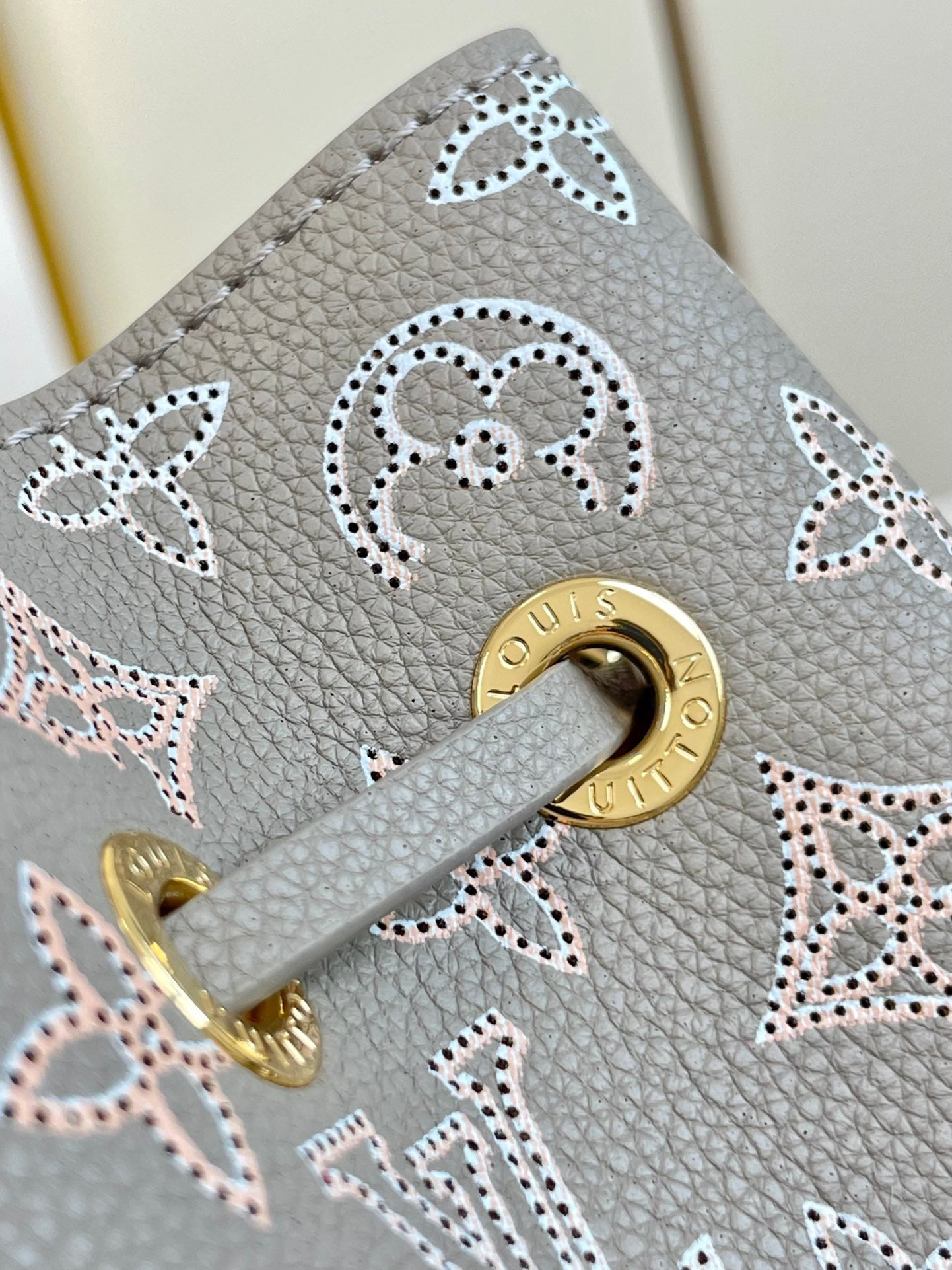 BELLA 19 MAHINA KALBSLEDER 