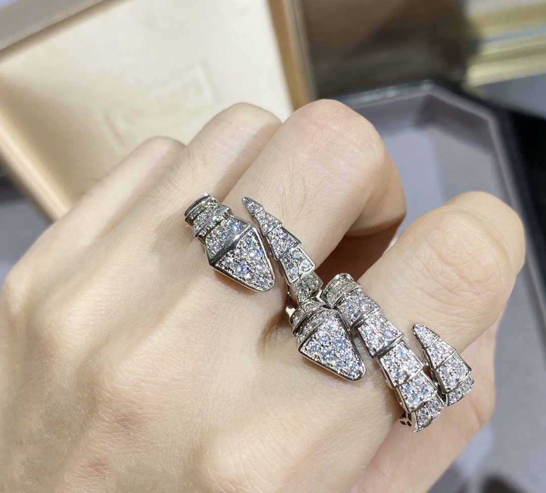 ¡®Jewelicorn¡¯SERPENTI LARGE RING SILVER DIAMOND PAVED
