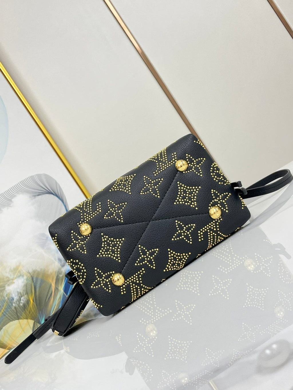 BELLA 19 SCHWARZES MAHINA-KALBLEDER 