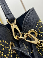 BELLA 19 SCHWARZES MAHINA-KALBLEDER 