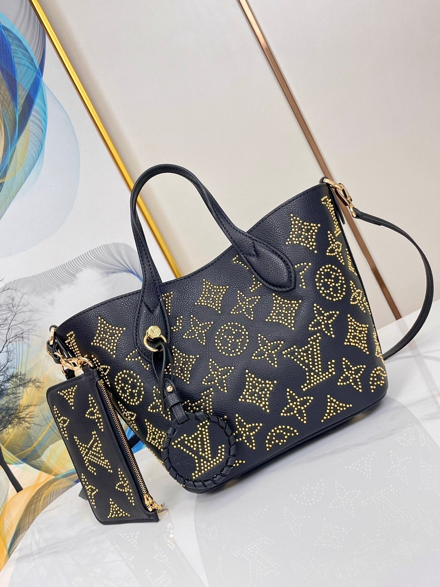 BLOSSOM PM 20 SCHWARZES MAHINA-KALBSLEDER 