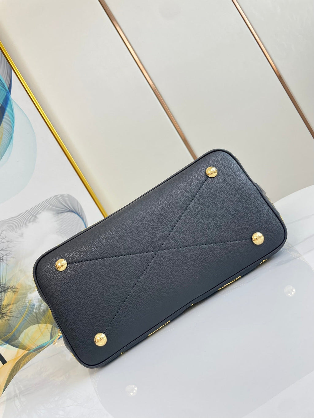 BLOSSOM MM 30 SCHWARZES MAHINA-KALBLEDER 