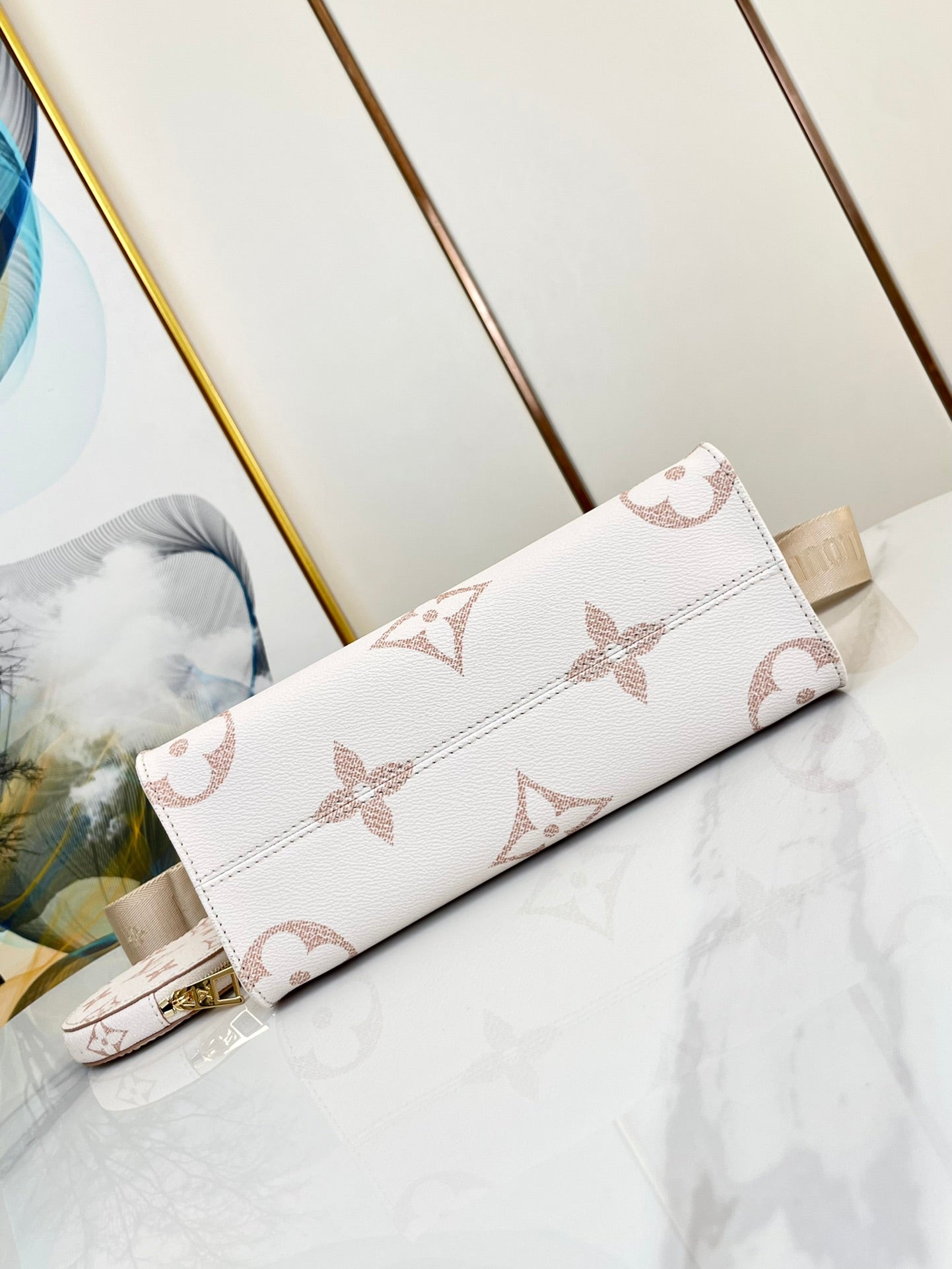 ONTHEGO 25 WEISS-BRAUN MONOGRAMM-LEINWAND 