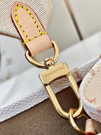 ONTHEGO 25 WEISS-BRAUN MONOGRAMM-LEINWAND 