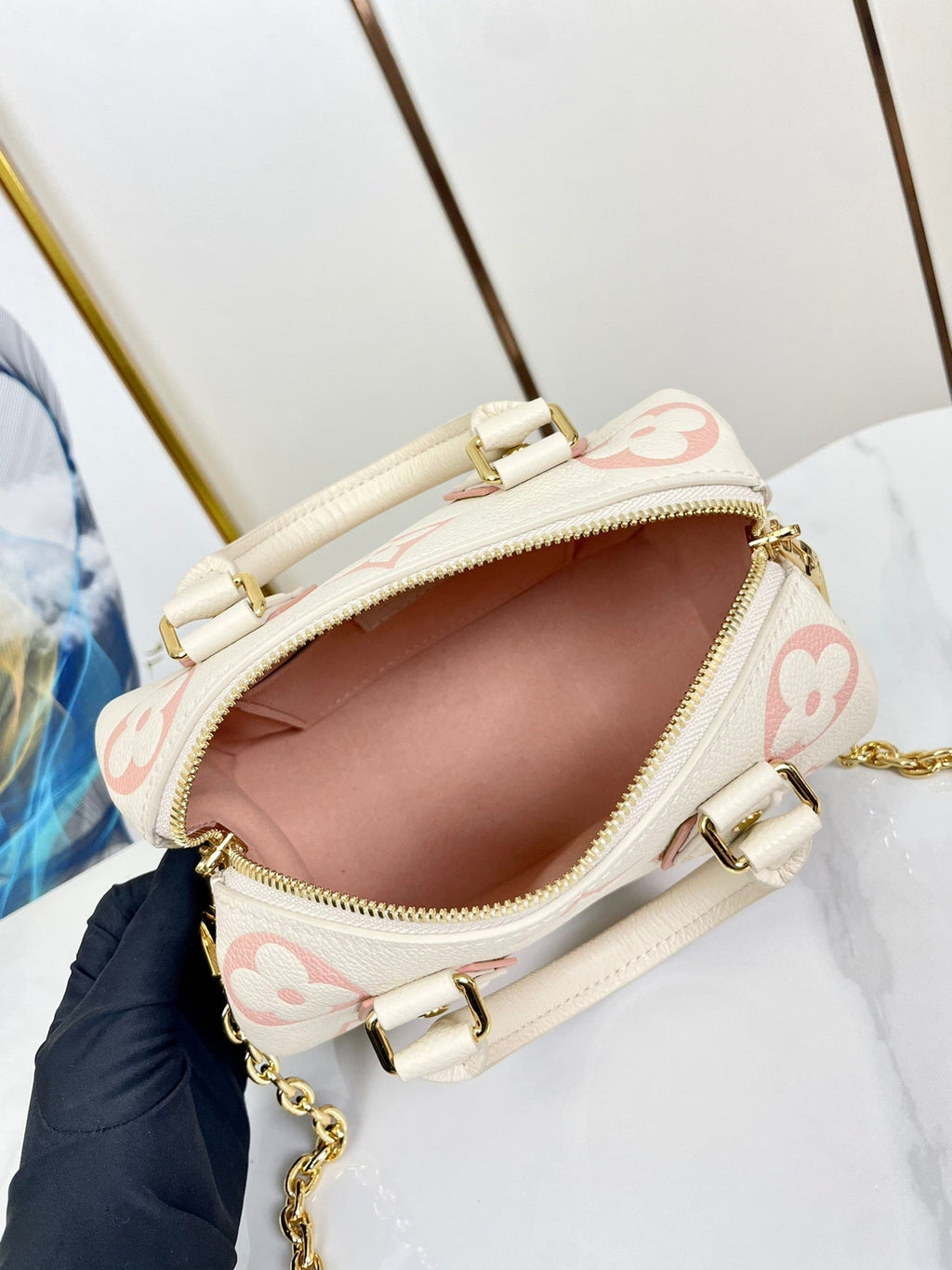 SPEEDY 20,5 WEISS-ROSA MONOGRAMM-LEINWAND 