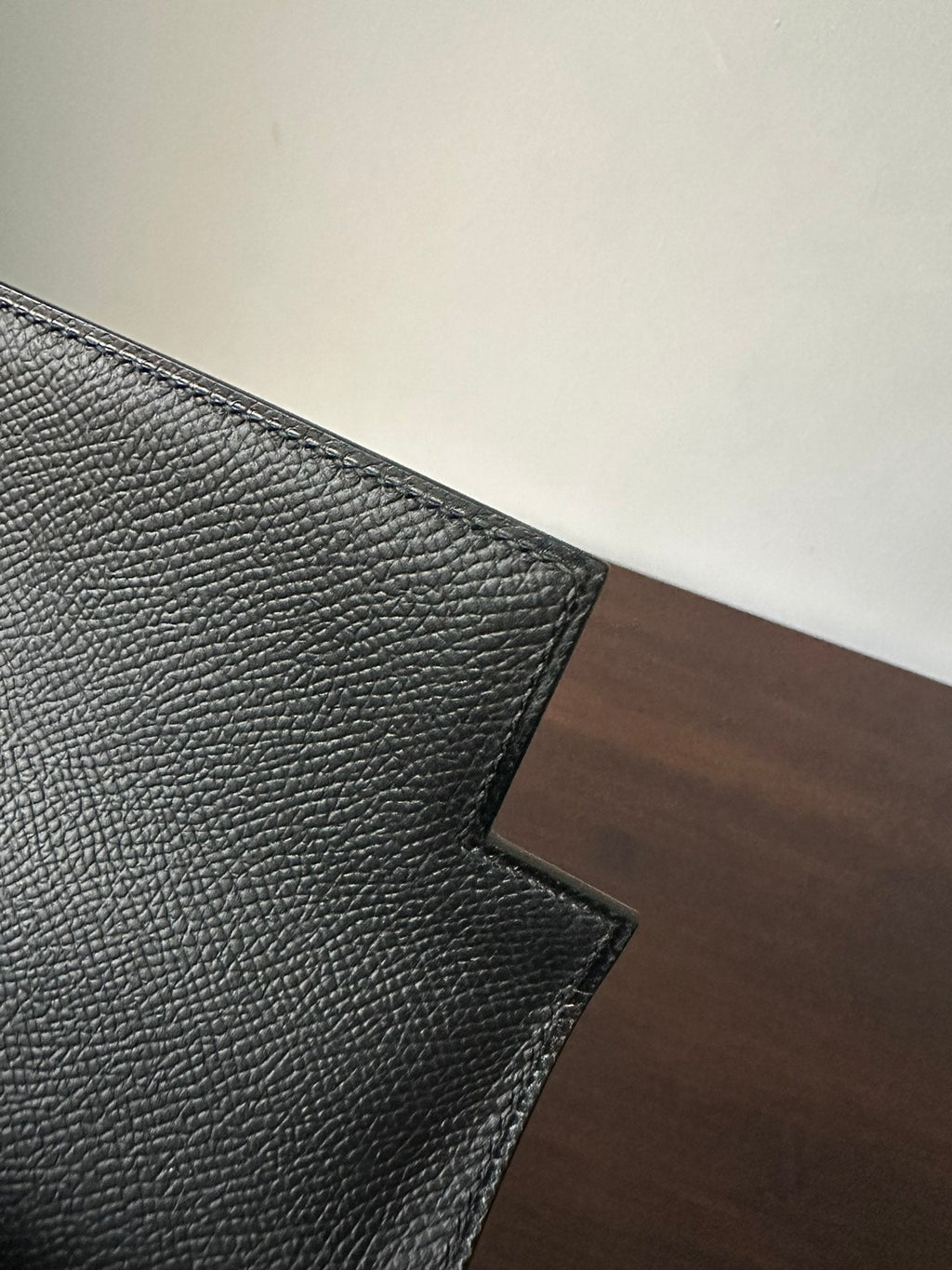 HM KELLY 25CM BLACK EPSOM SILVER HARDWARE