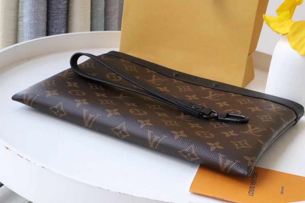 POCHETTE TO GO 30 MONOGRAMM-LEINWAND