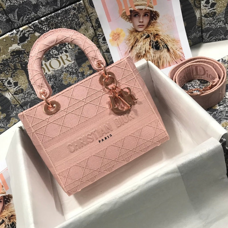 MITTLERE LADY D-LITE 24 ROSA CANNAGE-STICKEREI