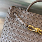 BV MEDIUM ANDIAMO 32CM SCHOKOLADENLAMMHAUT