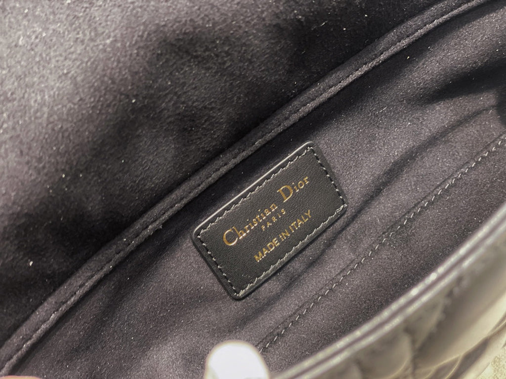 SMALL LADY D-JOY 22 SCHWARZES LAMMFELL