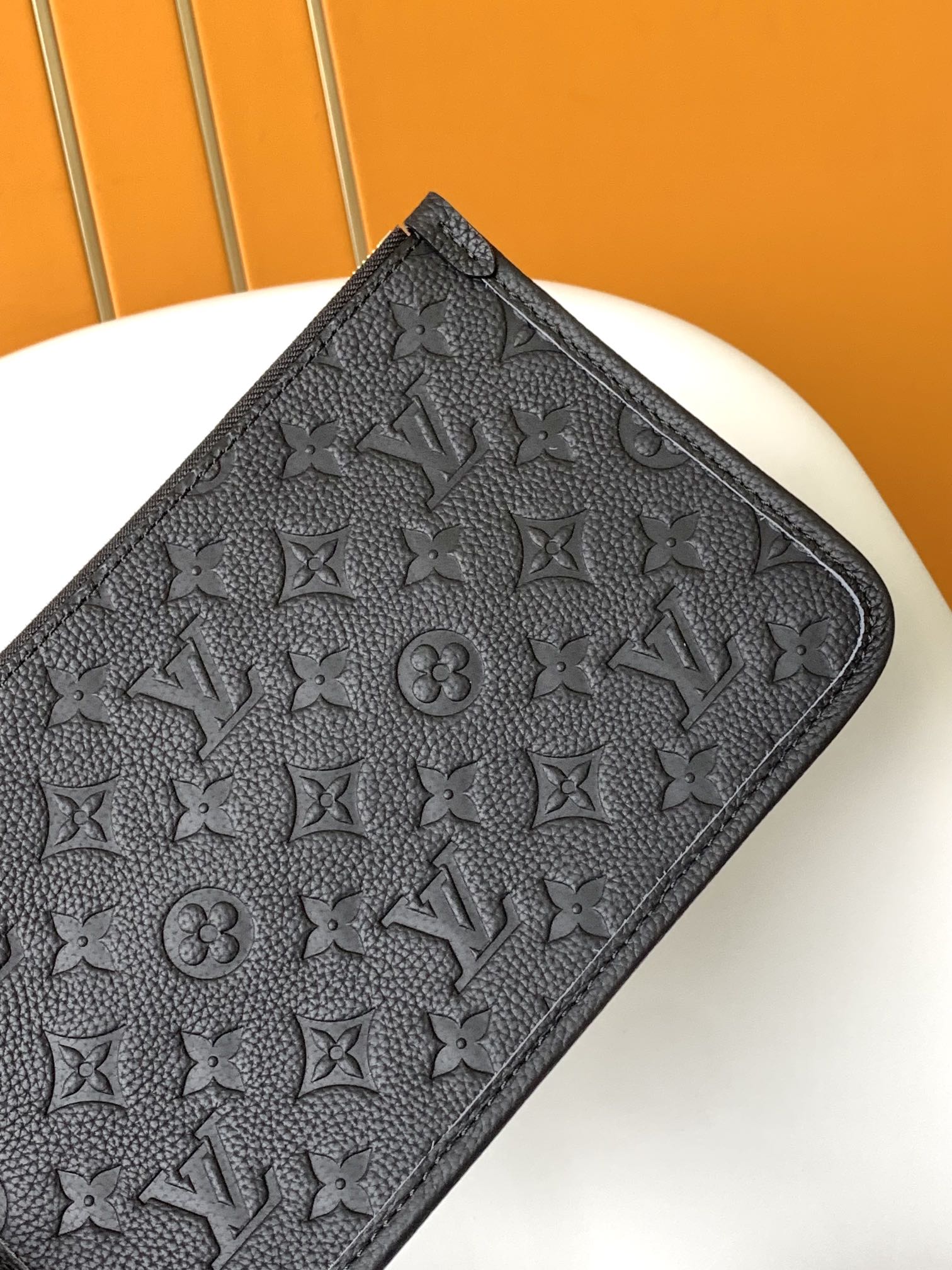 CARRYALL MM 39 BLACK MONOGRAM GRAINED COWHIDE LEATHER