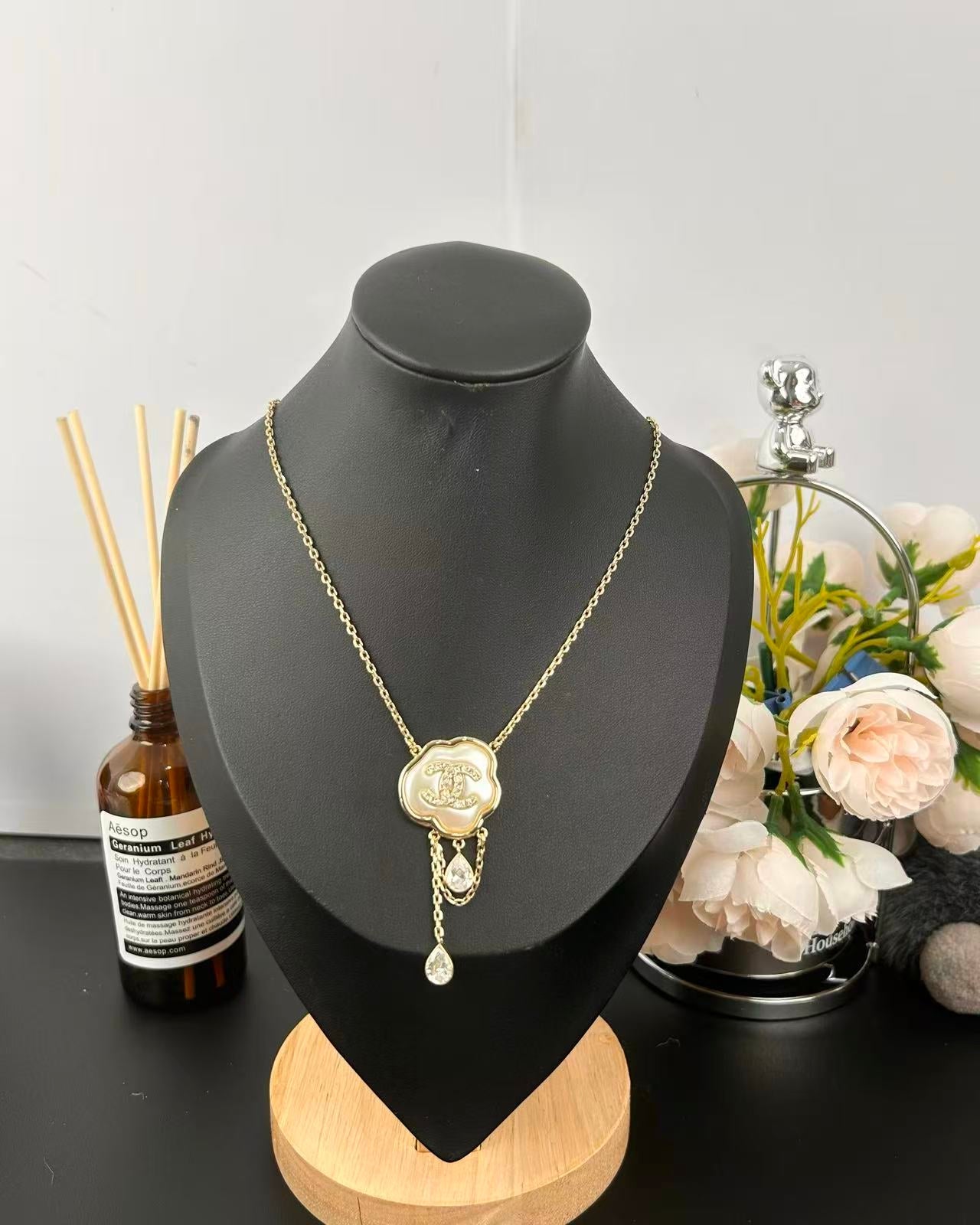 [⭐JeweliWhal]Cloud Pearl Mother-of-Pearl Diamond Chain Pendant Necklace