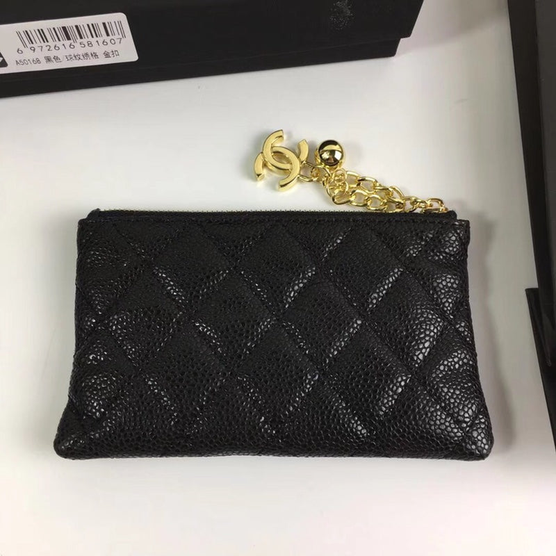 CC CLASSIC KLEINE REISSVERSCHLUSSTASCHE 15 SCHWARZES KALBSLEDER GOLD ICON