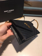 AVIAR 19 KETTENTASCHE AUS SCHWARZEM KALBSLEDER