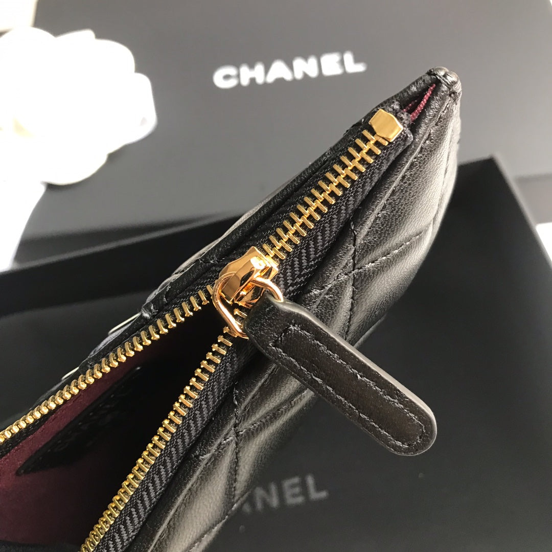 CC Handytasche 19,5" Schwarzes genarbtes Kalbsleder Gold Icon