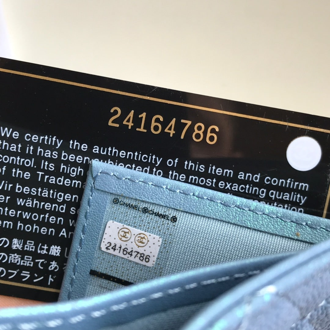 CC-Klappkartenetui 11,5 cm, genarbtes Kalbsleder, Gold Icon