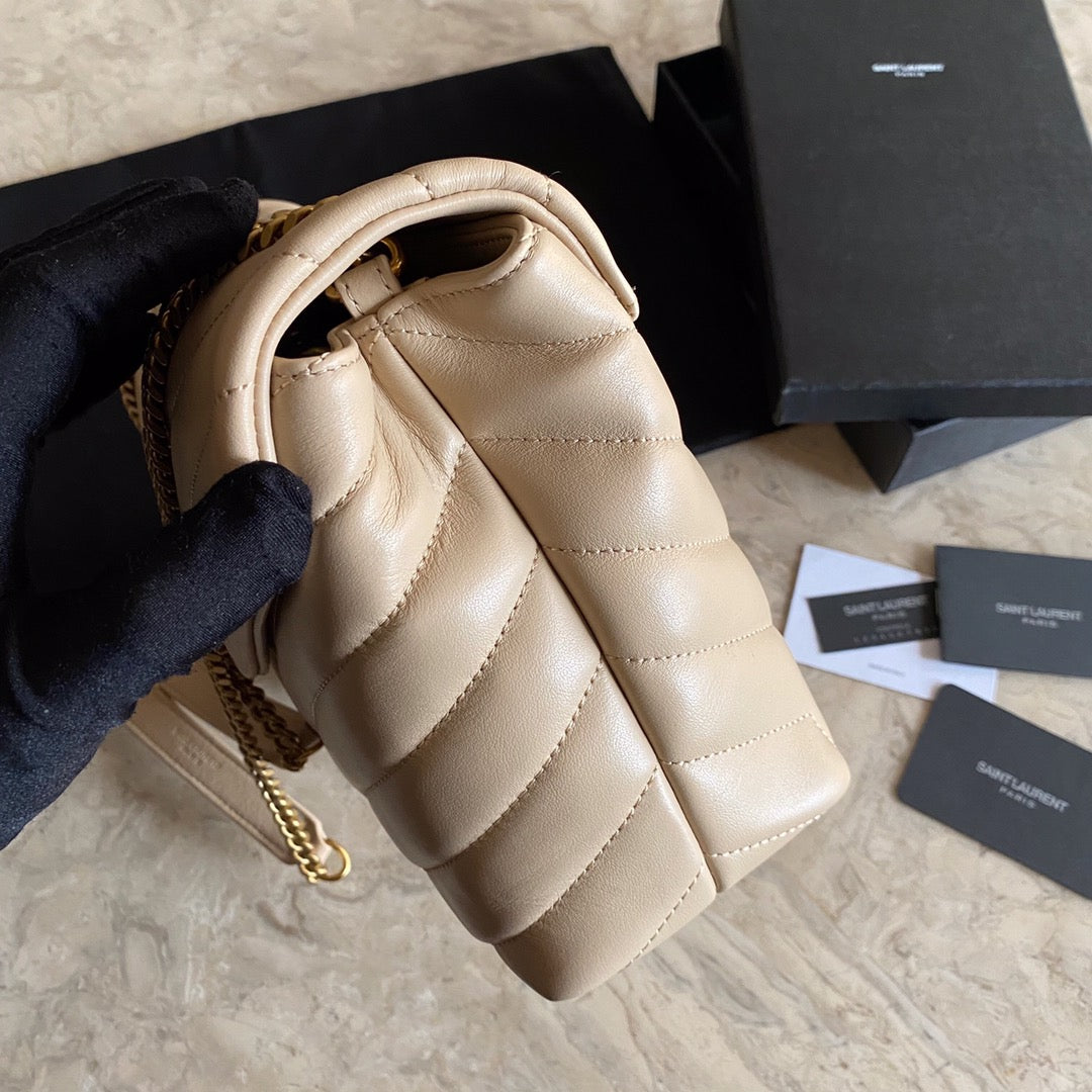 Umhängetasche 25 cm, beige, cremefarben, Kalbsleder