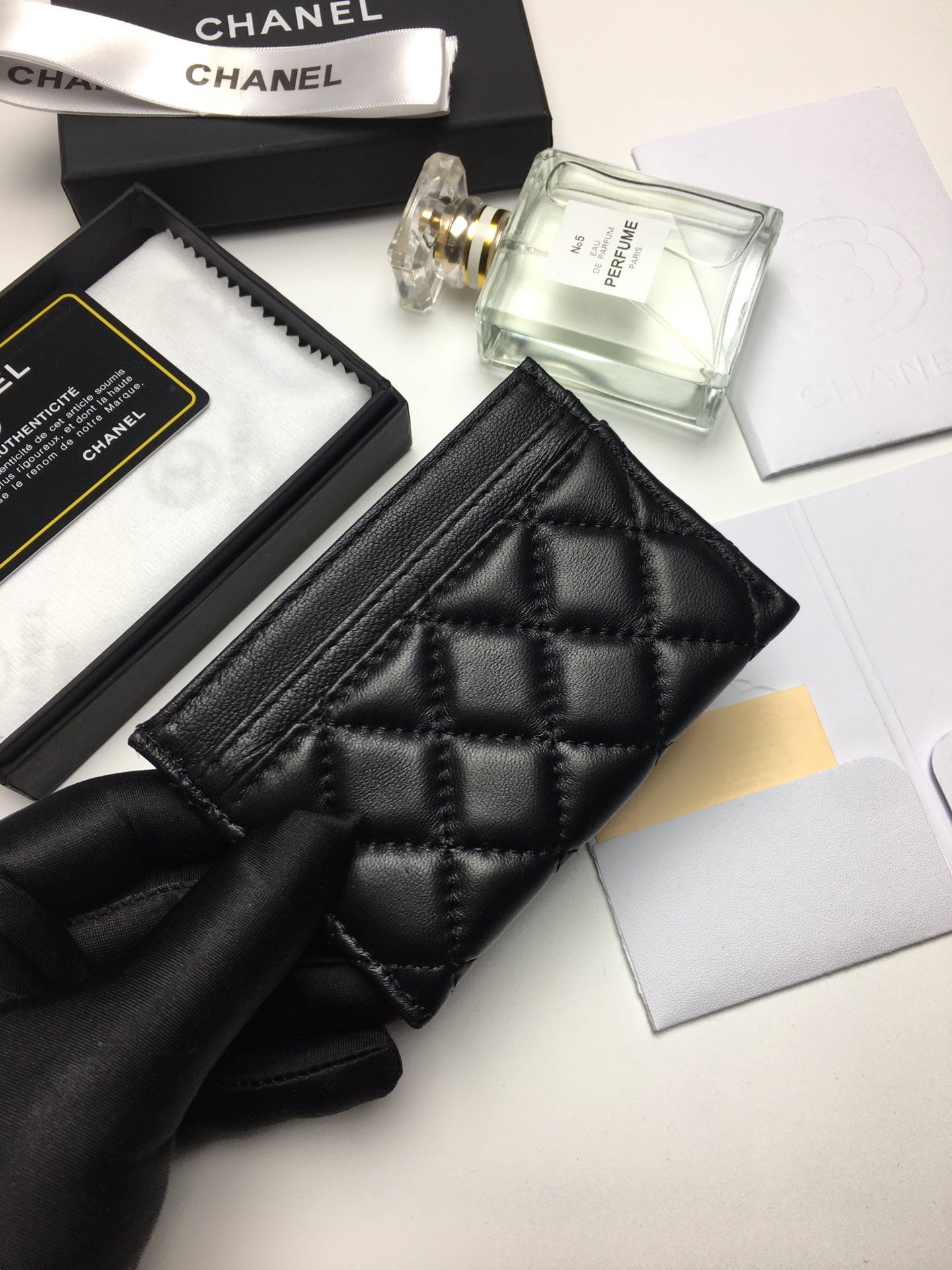 CC BOY KARTENHALTER 11,2 SCHWARZES KALBSLEDER GOLDENES ICON