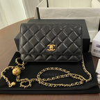 KLASSISCHE WOC 19CM SCHWARZES LAMMLEDER GOLDENE BESCHLÄGE