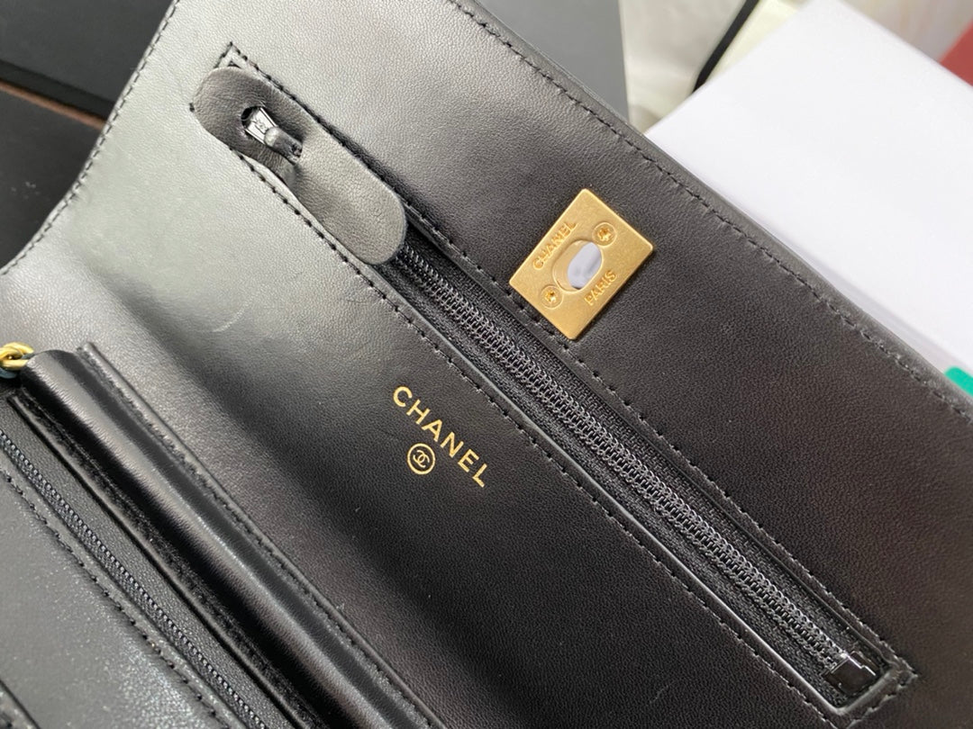 KLASSISCHE WOC 19CM SCHWARZES LAMMLEDER GOLDENE BESCHLÄGE