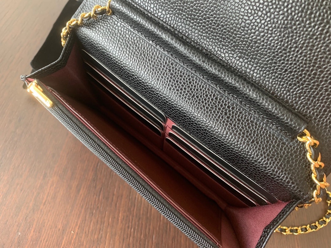 WOC 19CM SCHWARZER KAVIAR GOLDENE HARDWARE