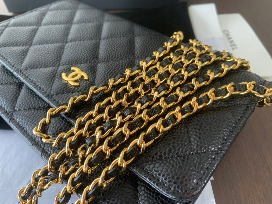 WOC 19CM SCHWARZER KAVIAR GOLDENE HARDWARE