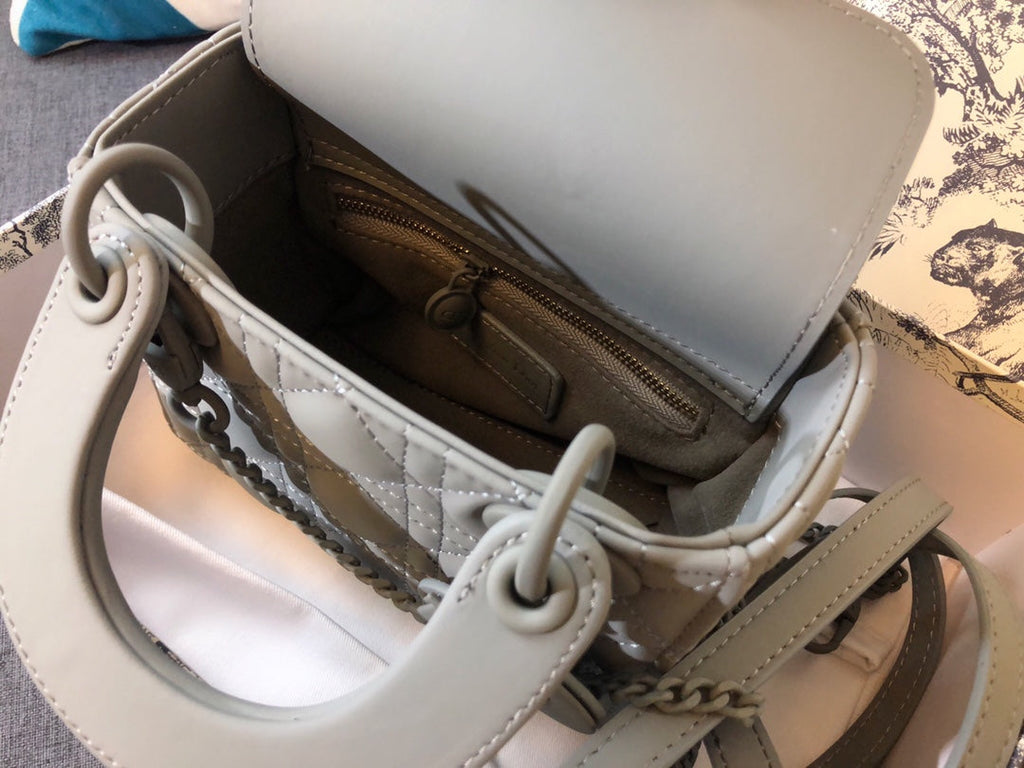 MINI LADY 17 TASCHE IN GRAUEM KALBSLEDER