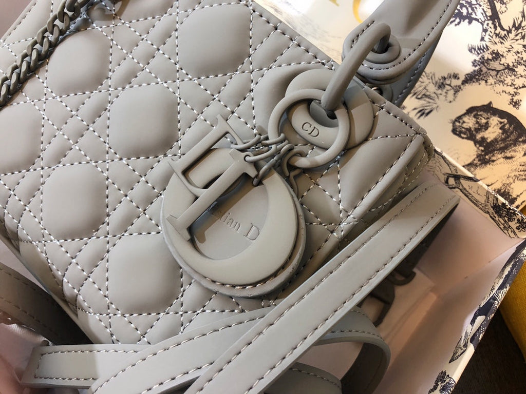 MINI LADY 17 TASCHE IN GRAUEM KALBSLEDER