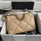 Große CC 30-Klapptasche in beige-cremigem Lammleder