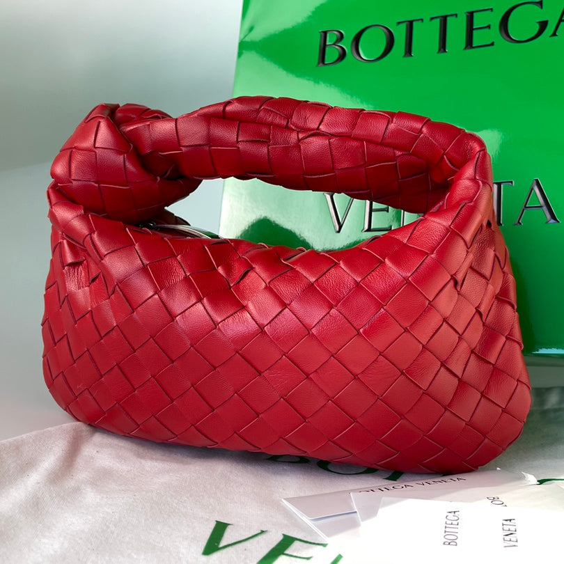 MINI JODIE 27 IN ROTEM LAMMLEDER