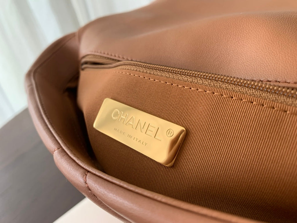 19 Klapptasche 30 Braunes Ziegenleder 