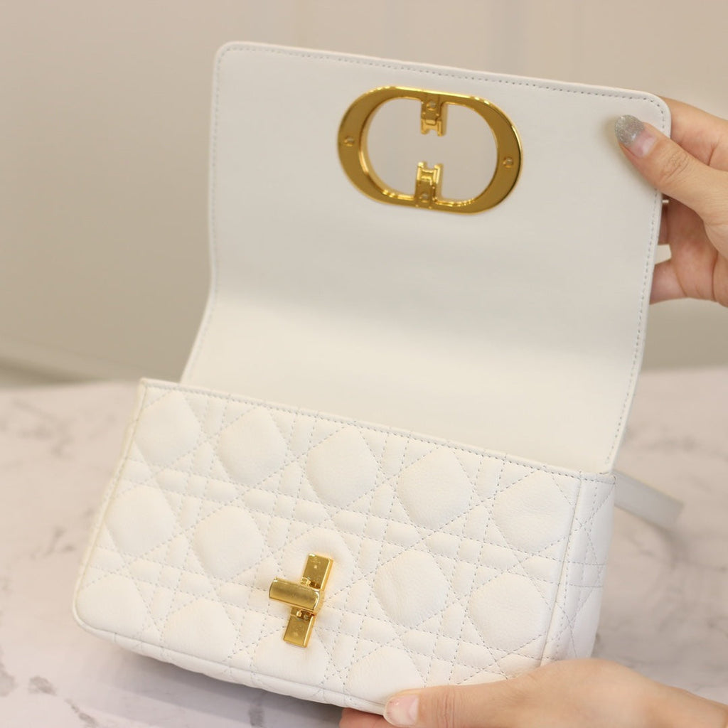 CARO MINI-TASCHE 20 IN WEISSEM KALBSLEDER