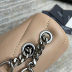 LOULOU SMALL 25 IN BEIGE LAMMLEDER SILBERNE BESCHLÄGE