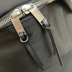 CITY-RUCKSACK 41 AUS SCHWARZEM CANVAS, NYLON UND LEDER