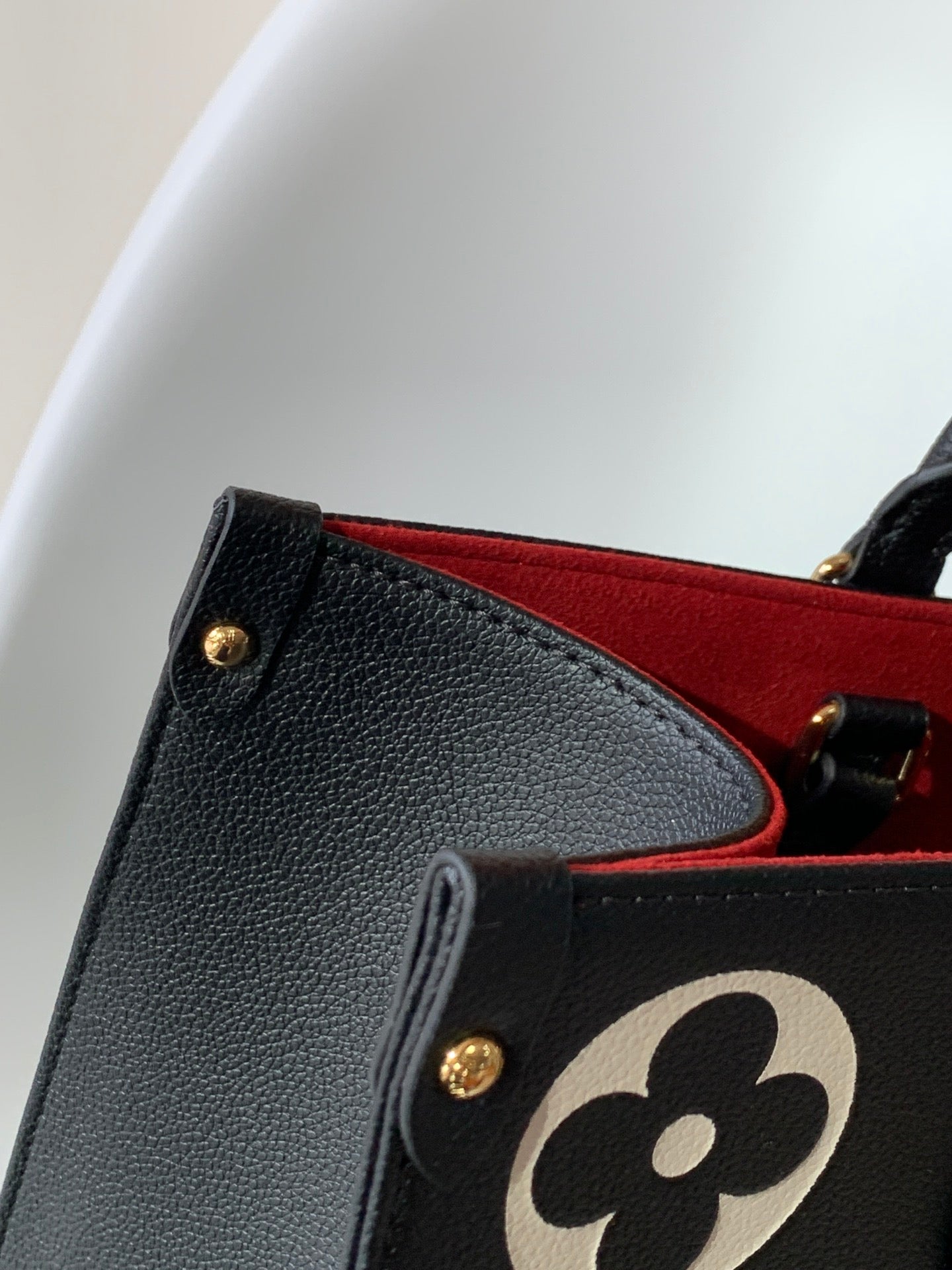 ONTHEGO MM 35CM SCHWARZ WEISS