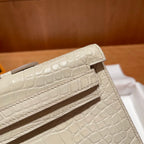 KELLY CUT 31 IN WHITE CREAM ALLIGATOR LEATHER WITH GOLD HARDWARE (MADE-TO-ODER)