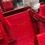 SAC DE JOUR NANO 22 ROTES KALBSLEDER GOLDENE BESCHLÄGE