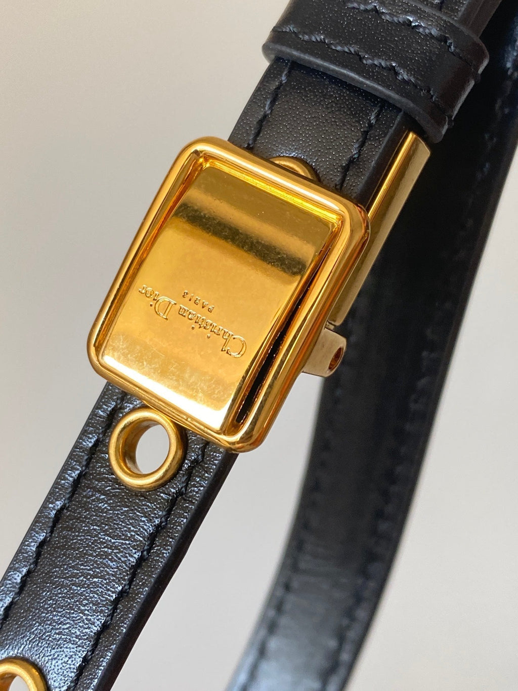 BOBBY EAST-WEST 22 TASCHE IN SCHWARZEM KALBSLEDER