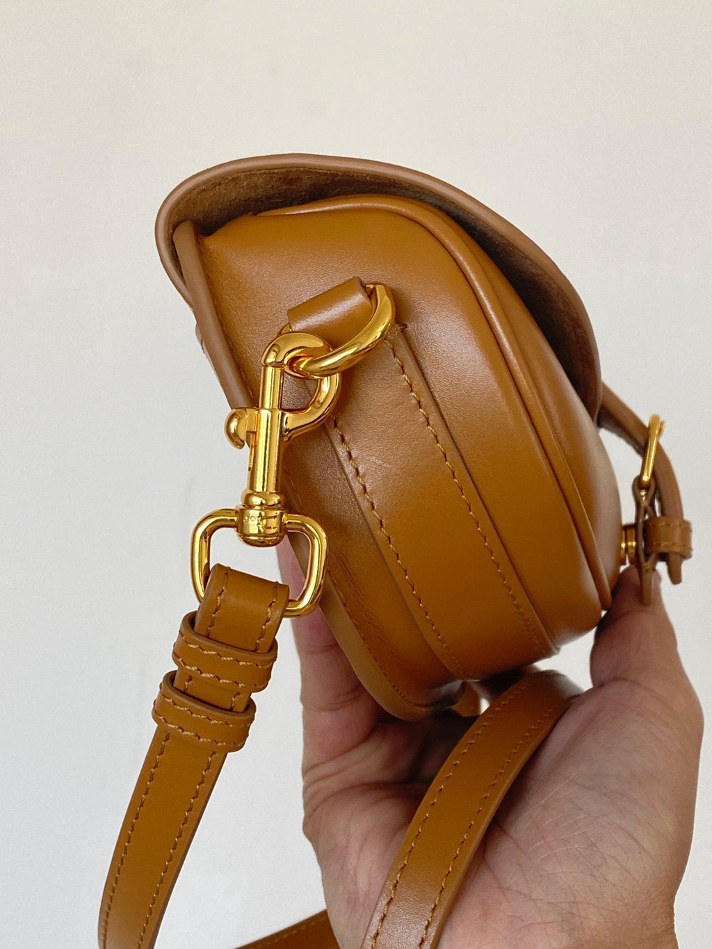 BOBBY EAST-WEST 22 TÜTEN IN SCHOKOLADENBRAUNEM KALBSLEDER