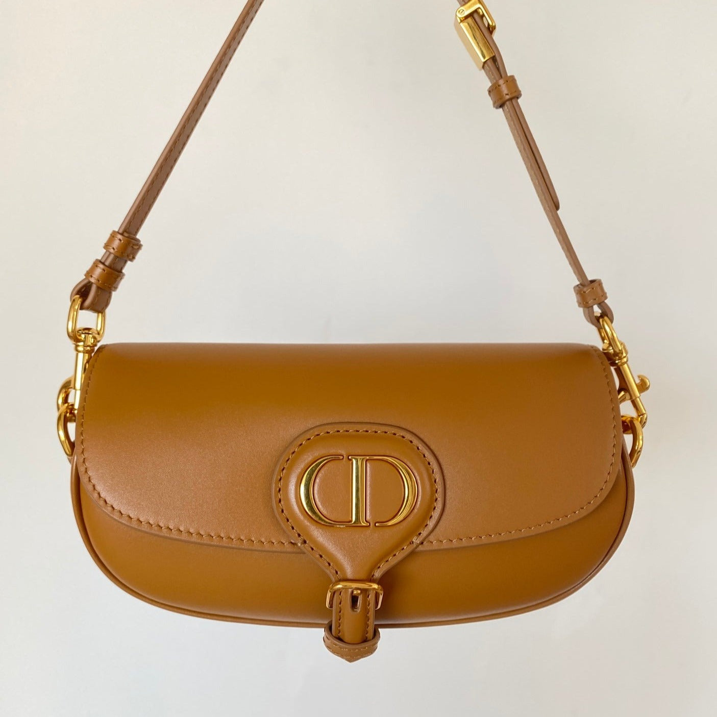 BOBBY EAST-WEST 22 TÜTEN IN SCHOKOLADENBRAUNEM KALBSLEDER