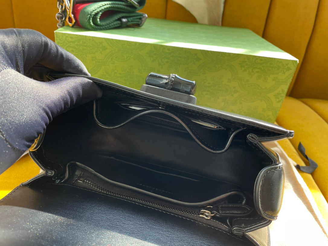 Bambus-Tragegrifftasche, 21 Zoll, schwarzes Kalbsleder