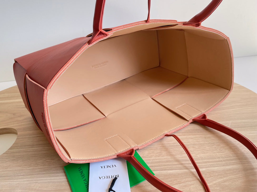 ARCO TOTE 36 IN ROT-ORANGE KALBSLEDER