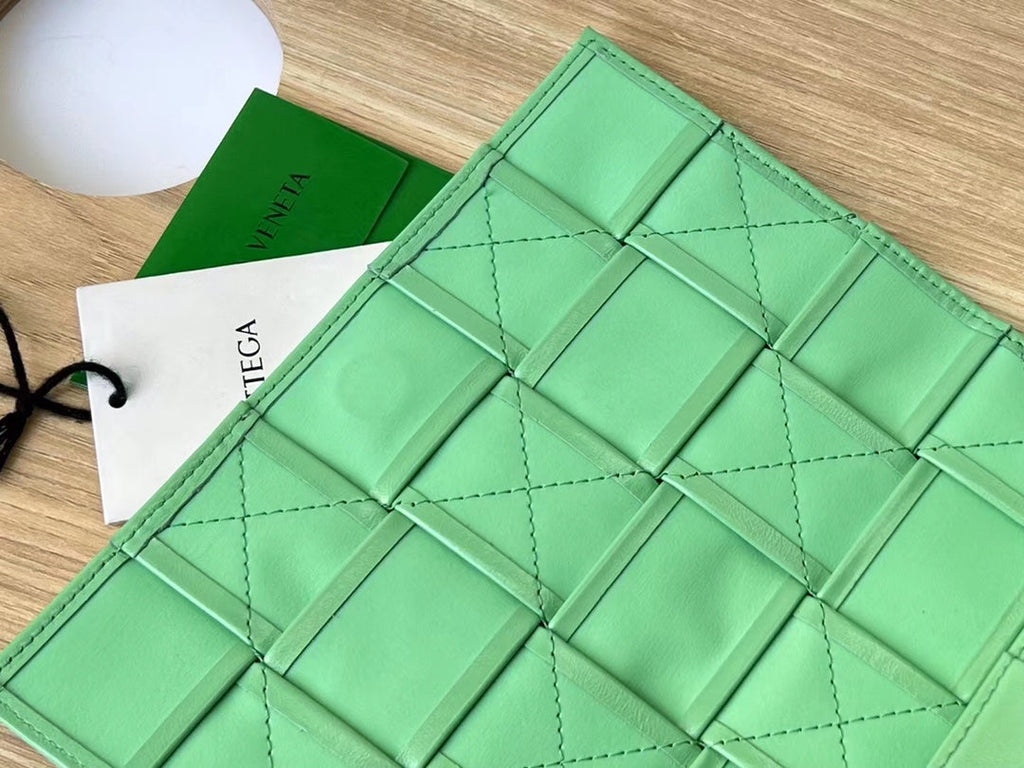 KLEINE KASSETTE 23 ZOLL HELLGRÜNES KALBSLEDER