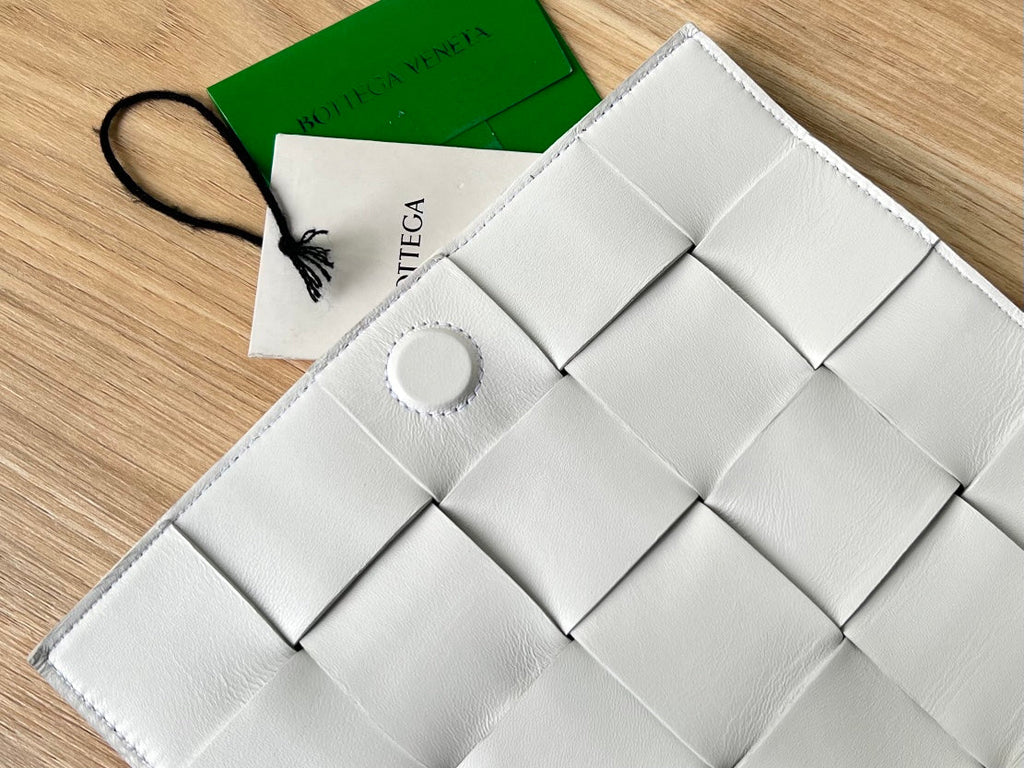 KLEINE KASSETTE 23 ZOLL WEISSES FRANSENKALBLEDER