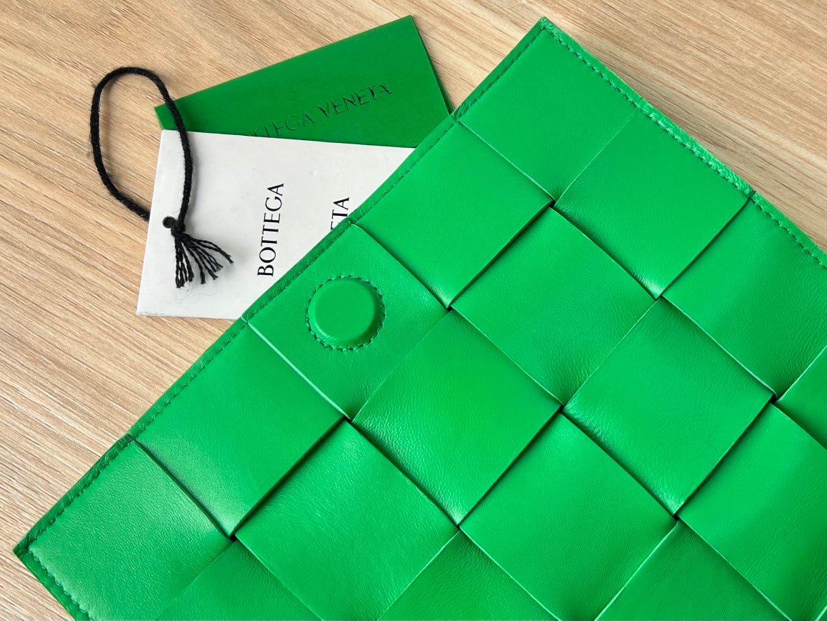 KLEINE KASSETTE 23 ZOLL GRÜNES FRANSENKALBLEDER