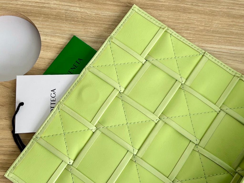 KLEINE KASSETTE 23 ZOLL KINNENLEDER