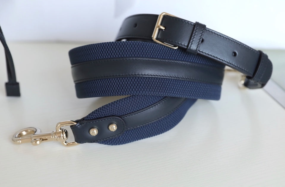 VIBE 18 Bucket Bag aus weißem Kalbsleder