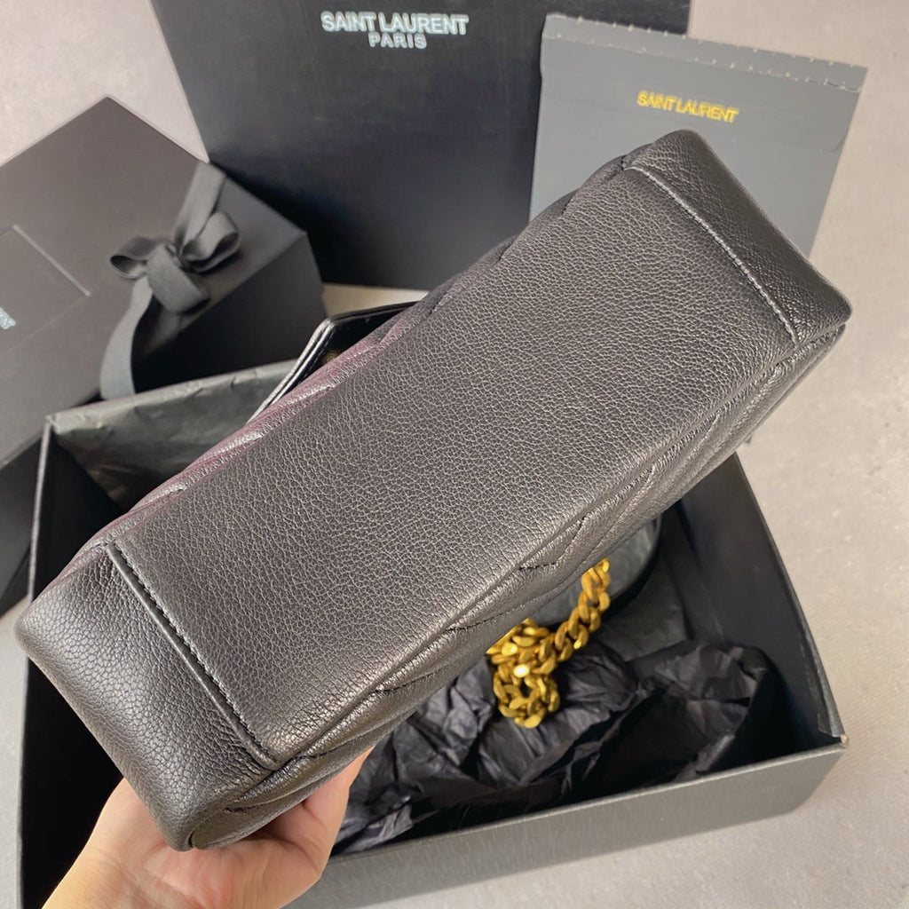 COLLEGE MEDIUM 24 IN SCHWARZEM LAMMLEDER GOLDENE HARDWARE