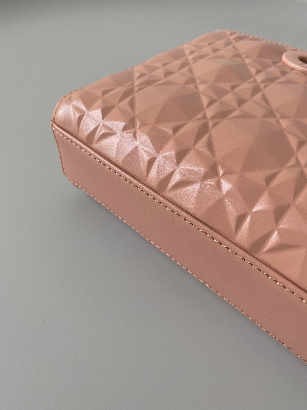 MITTLERE D-JOY TASCHE 26 IN DESSERT SAND KALBSLEDER